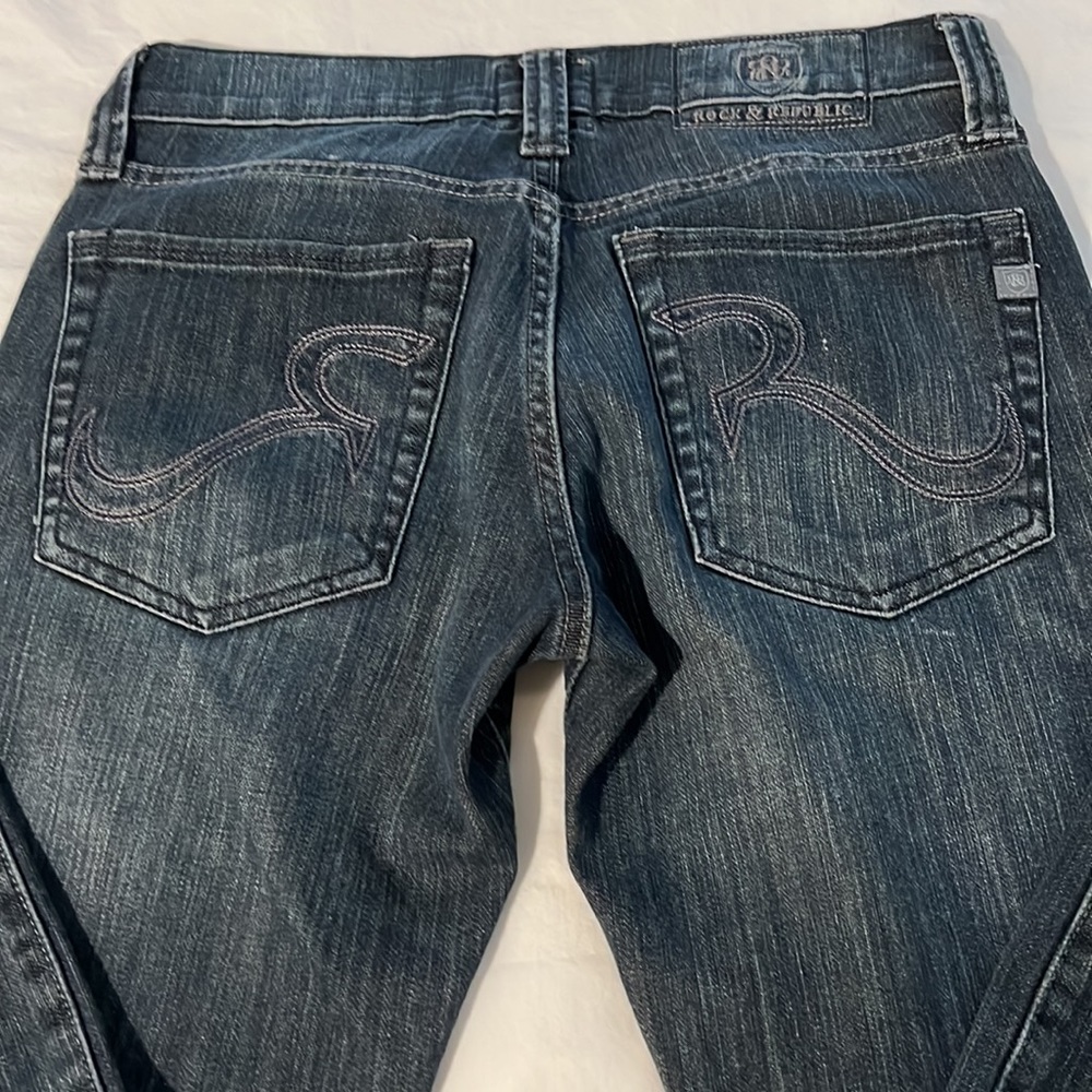 Rock & Republic ladies straight leg captive blue denim jeans size 29 x 30